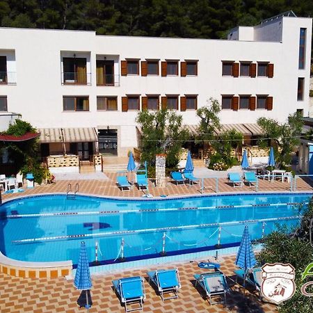 Agricostella Agriturismo Весте Екстериор снимка