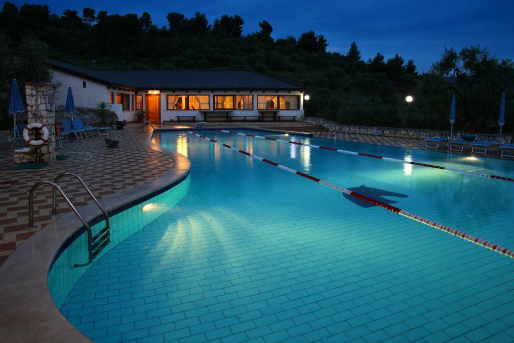 Agricostella Agriturismo Весте Екстериор снимка