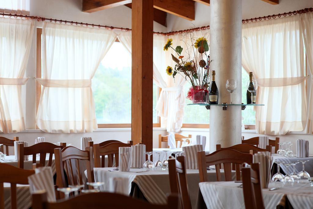 Agricostella Agriturismo Весте Екстериор снимка