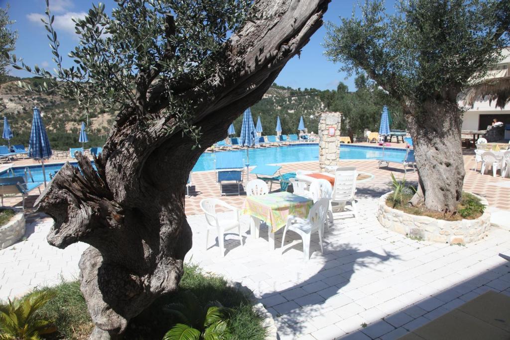 Agricostella Agriturismo Весте Екстериор снимка