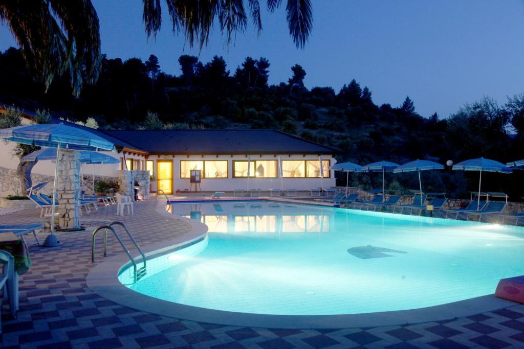 Agricostella Agriturismo Весте Екстериор снимка
