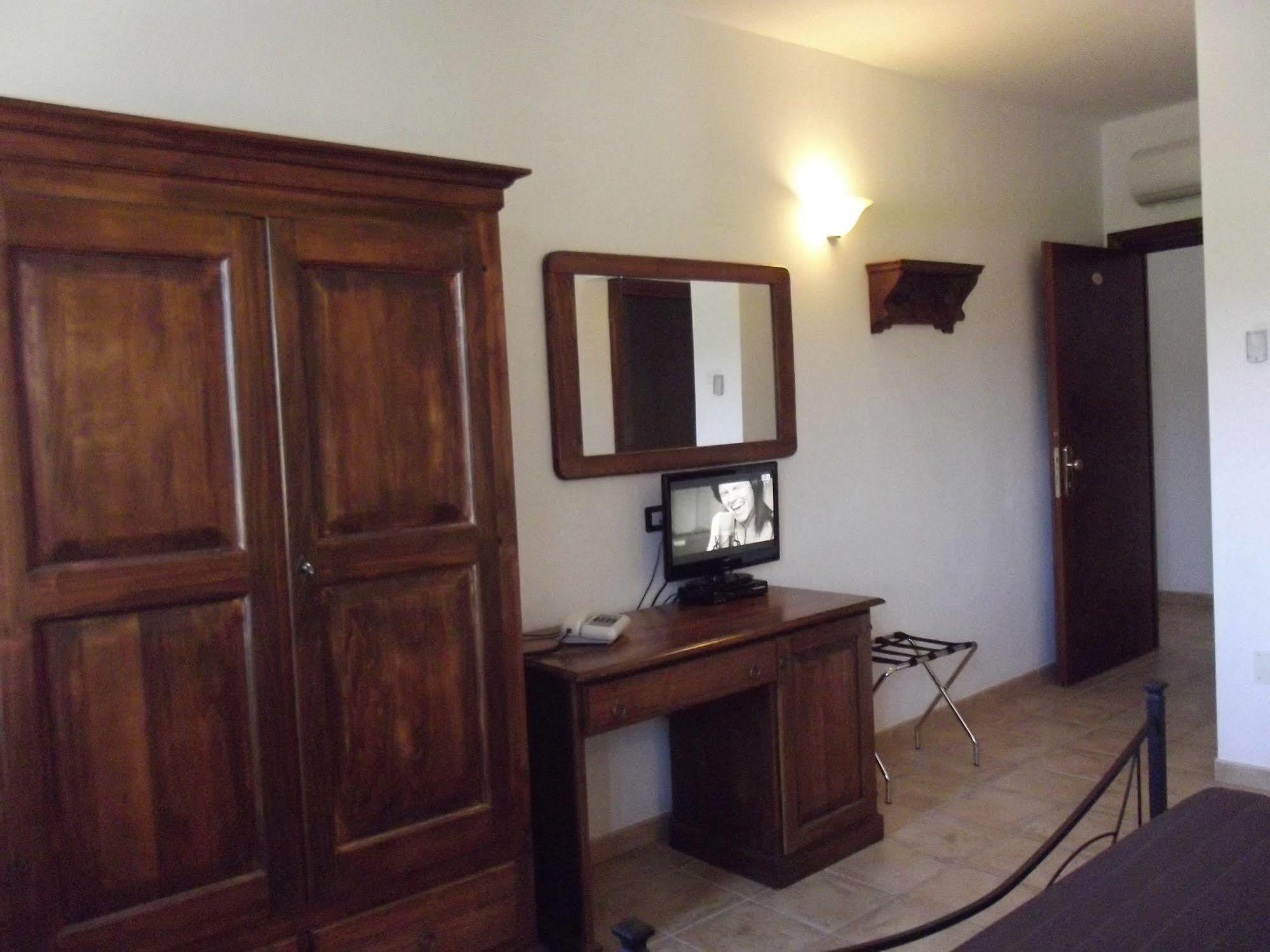 Agricostella Agriturismo Весте Екстериор снимка