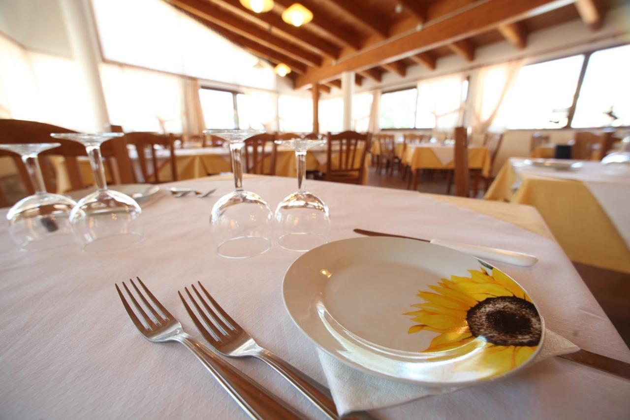 Agricostella Agriturismo Весте Екстериор снимка
